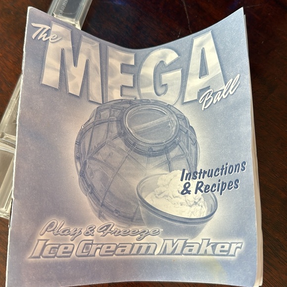 The Mega ball ice cream maker - Picture 4 of 4